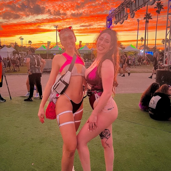 Dolls Kill Overwhelm The Senses Pants Set - Picture 9 of 9